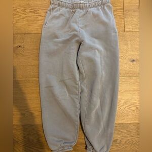 Aritzia brown sweatpants